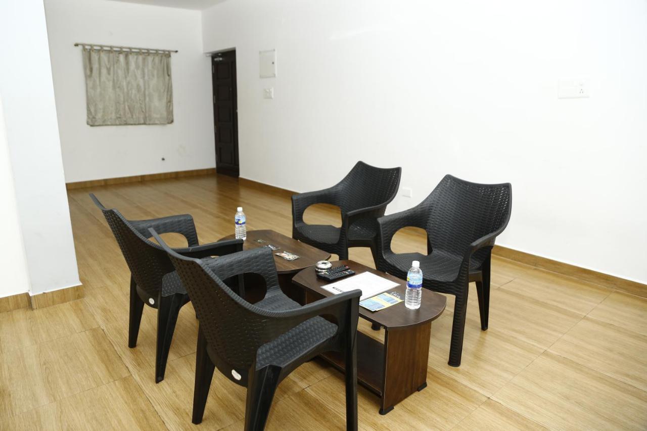 The Base Inn Pondicherry Esterno foto