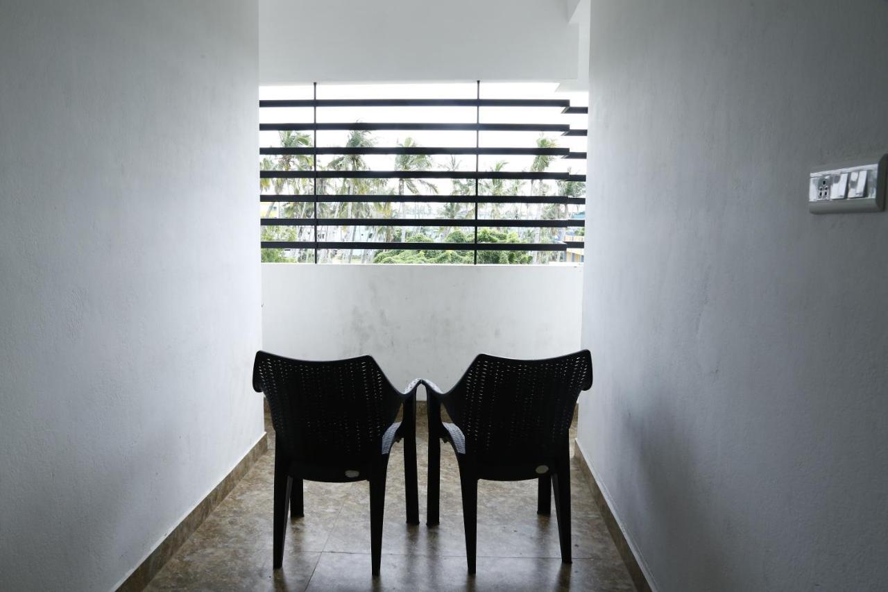 The Base Inn Pondicherry Esterno foto